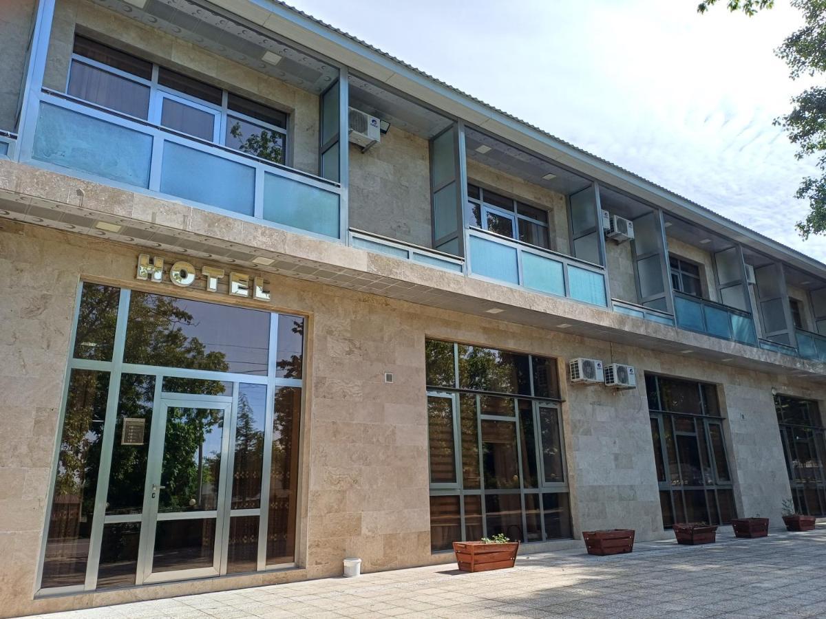 Bliss Hotel غابالا المظهر الخارجي الصورة